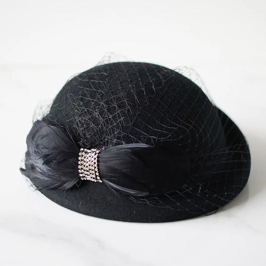 Béret pour femme style français, chapeau de fan avec nœud en plumes, voile, feutre de laine