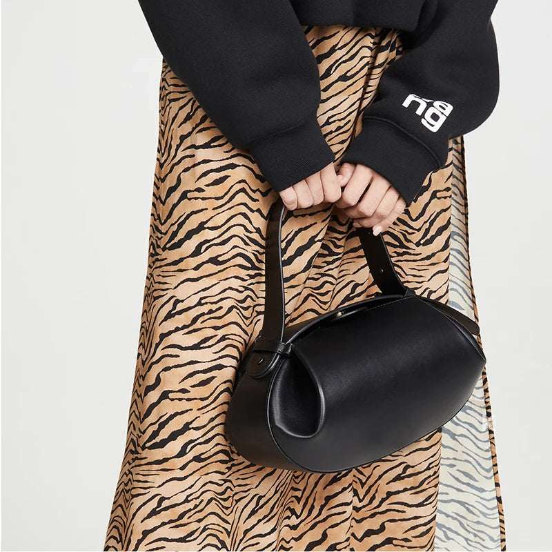 Article comforme à l'image, créez votre style en choisissant votre taille, couleur pour une satifaction parfaite!