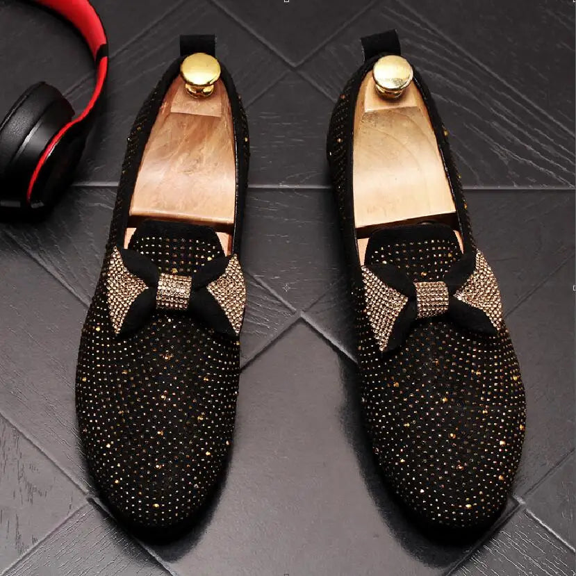 Rivets chaussures pour hommes Mocassins à nœud papillon Diamant noir Strass Pointes