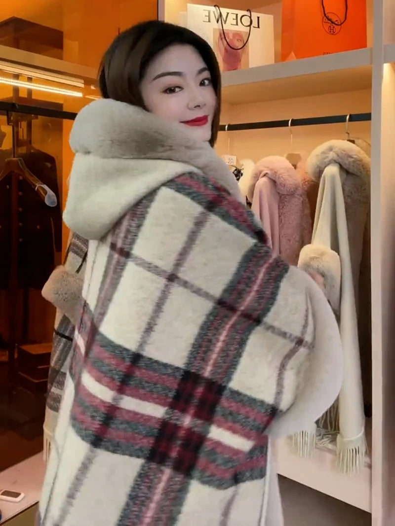 Poncho à carreaux doublé polaire épais et chaud, nouveau style d'hiver, manteau en laine à capuche en fausse fourrure de lapin