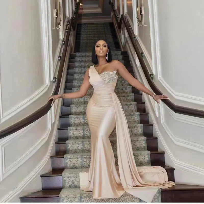 Article comforme à l'image, créez votre style en choisissant votre taille, couleur pour une satifaction parfaite!