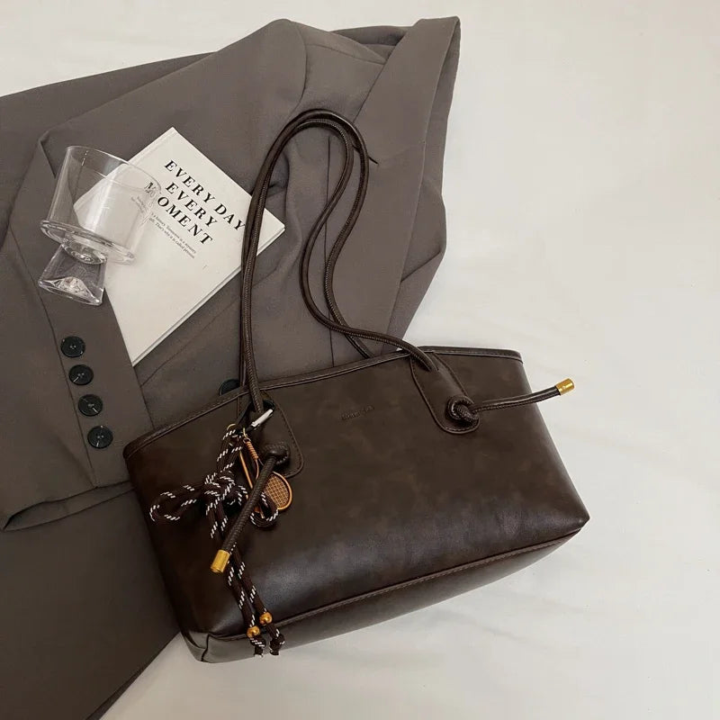 Article comforme à l'image, créez votre style en choisissant votre taille, couleur pour une satifaction parfaite!