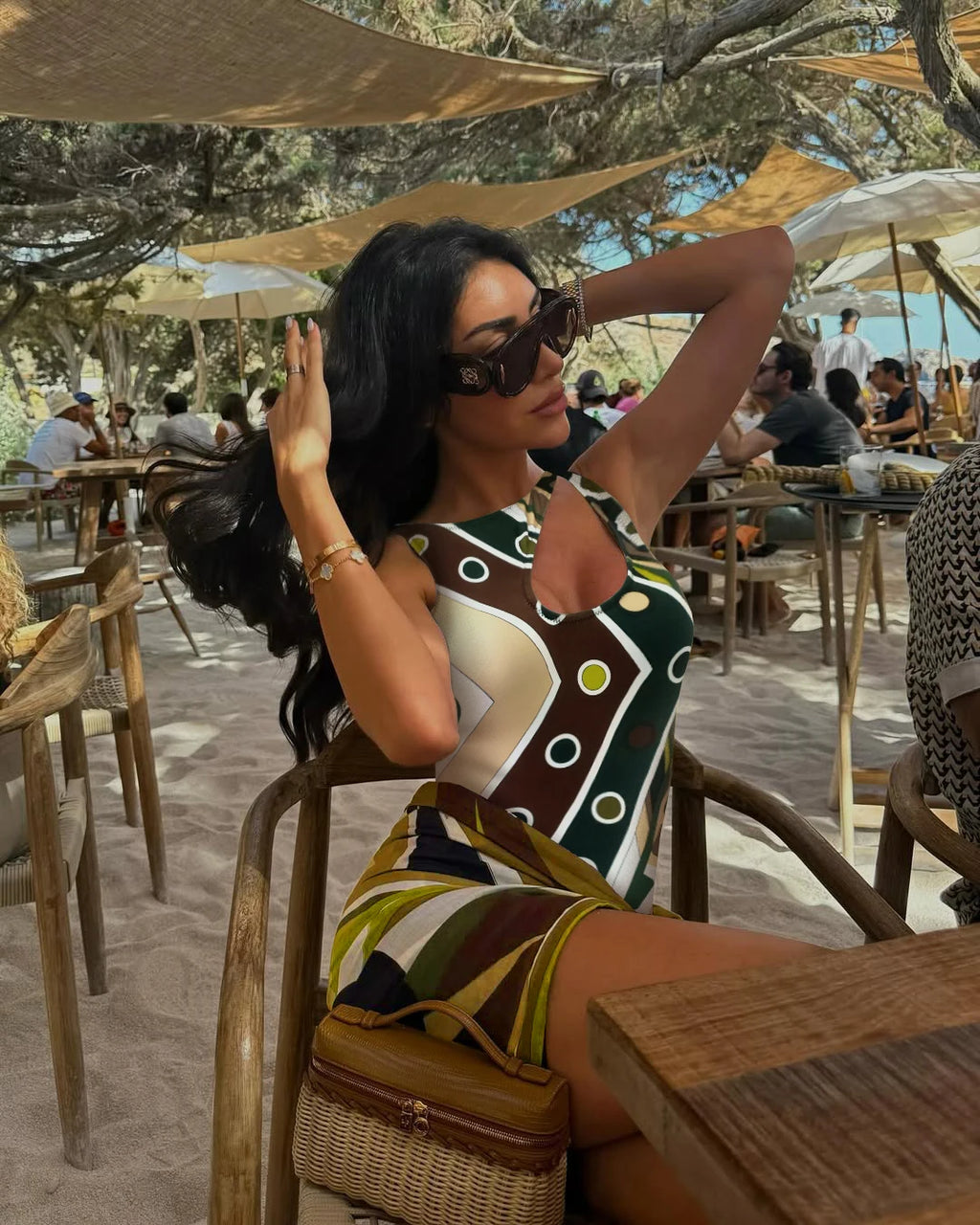 Article comforme à l'image, créez votre style en choisissant votre taille, couleur pour une satifaction parfaite!