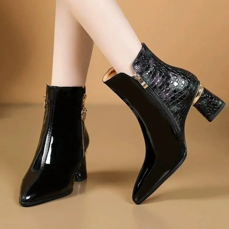 Chaussures à talons hauts en cuir véritable à bout pointu pour femme, bottines chaudes pour automne et hiver, style anglais