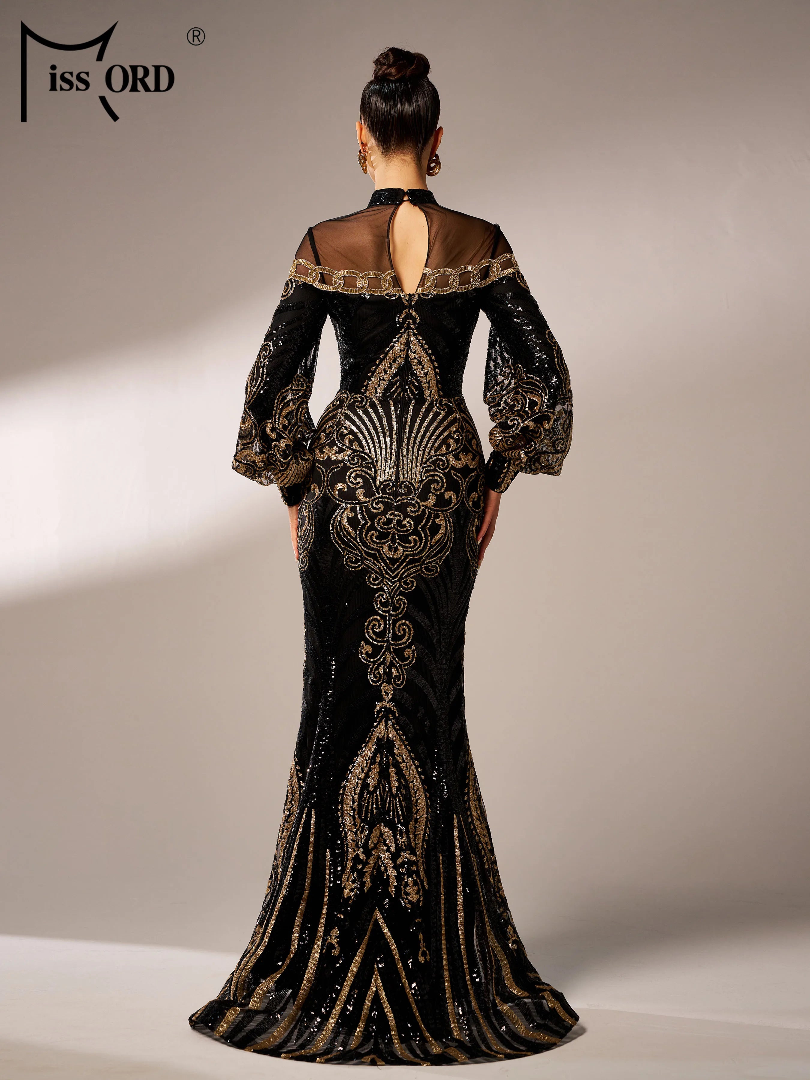 Article comforme à l'image, créez votre style en choisissant votre taille, couleur pour une satifaction parfaite!