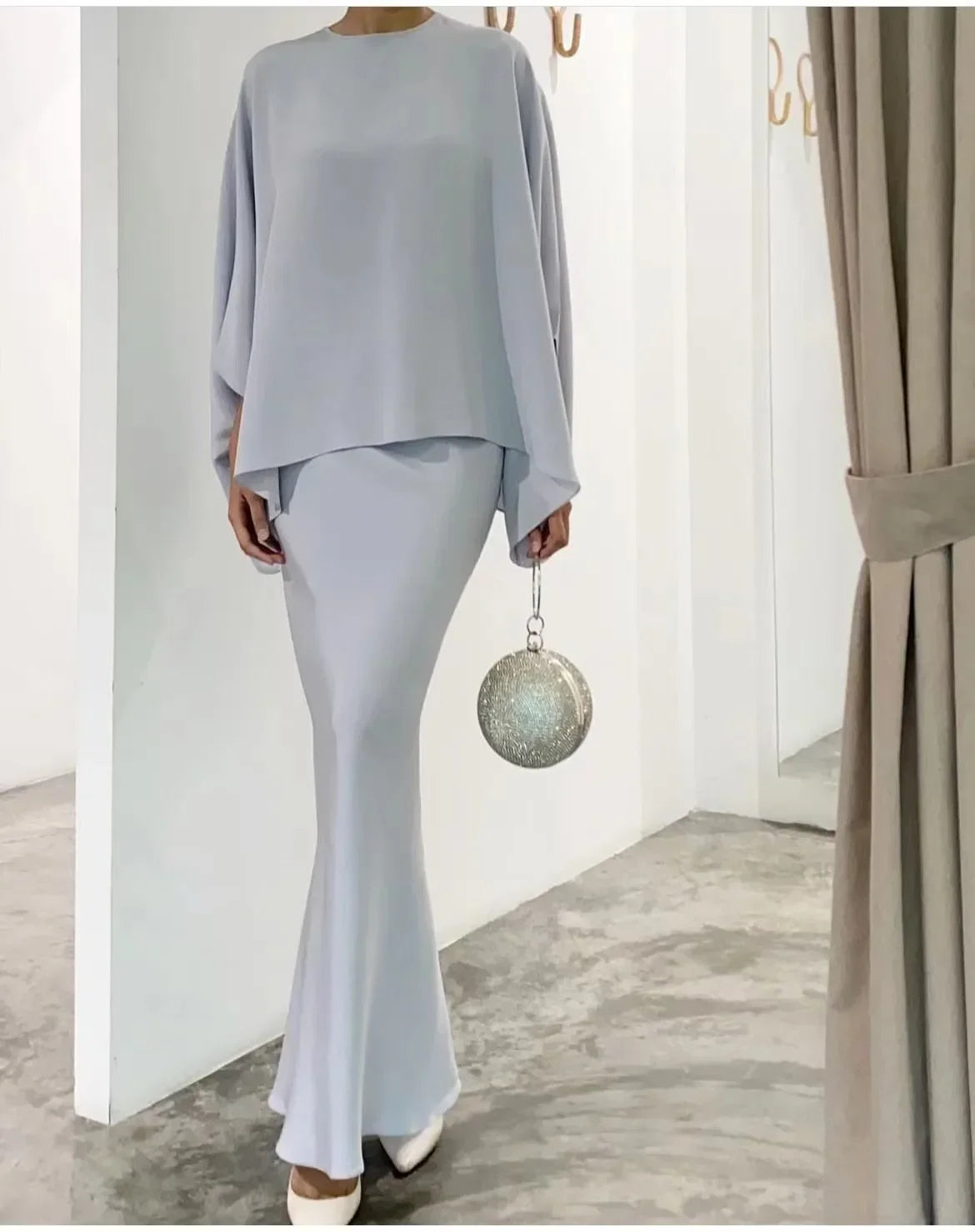 Article comforme à l'image, créez votre style en choisissant votre taille, couleur pour une satifaction parfaite!