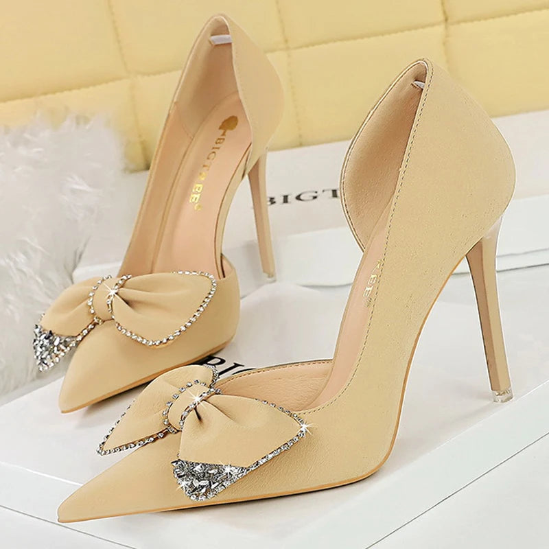 Article comforme à l'image, créez votre style en choisissant votre taille, couleur pour une satifaction parfaite!