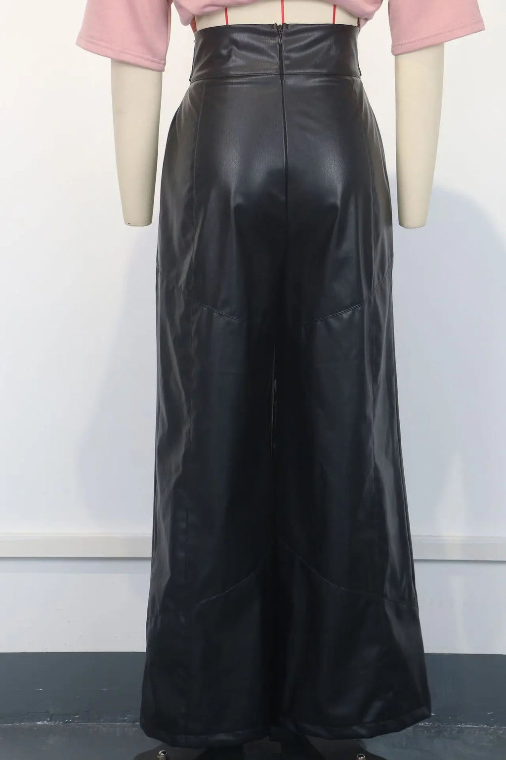 Article comforme à l'image, créez votre style en choisissant votre taille, couleur pour une satifaction parfaite!