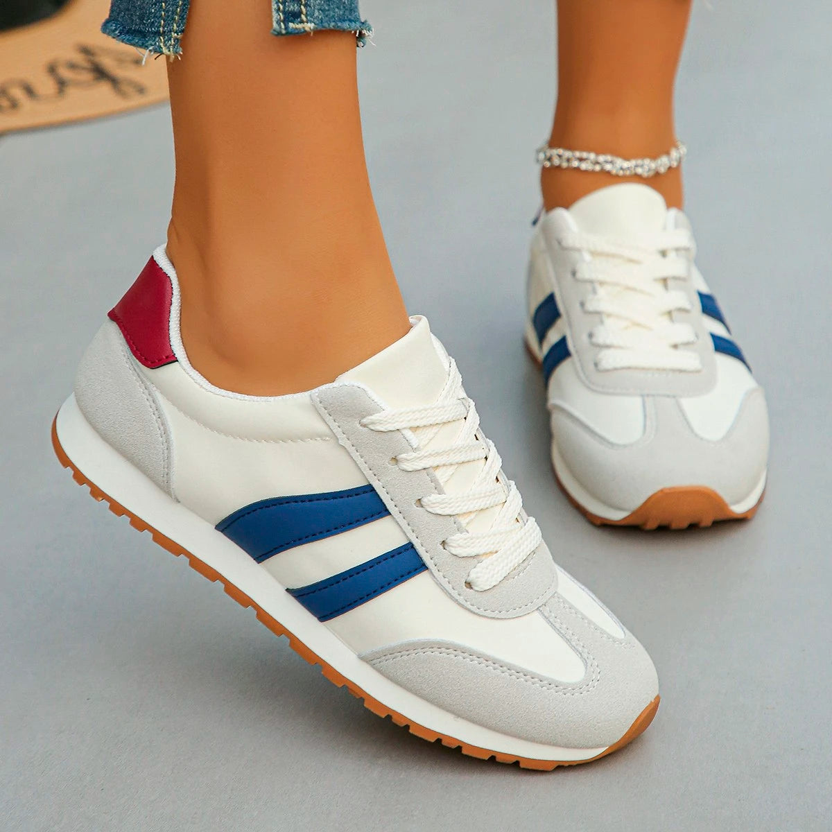 Article comforme à l'image, créez votre style en choisissant votre taille, couleur pour une satifaction parfaite!