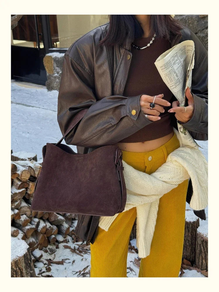 Article comforme à l'image, créez votre style en choisissant votre taille, couleur pour une satifaction parfaite!