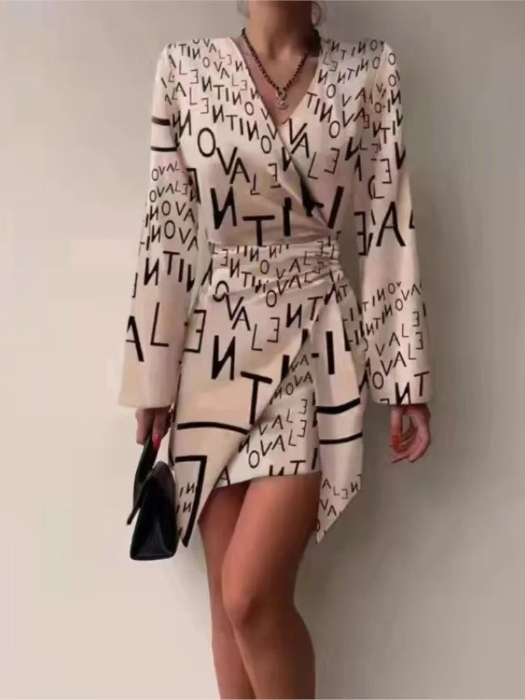 Long Sleeved Fashionable Printed Pleated Dress Sexy V-neck Irregular Casual Short Dress