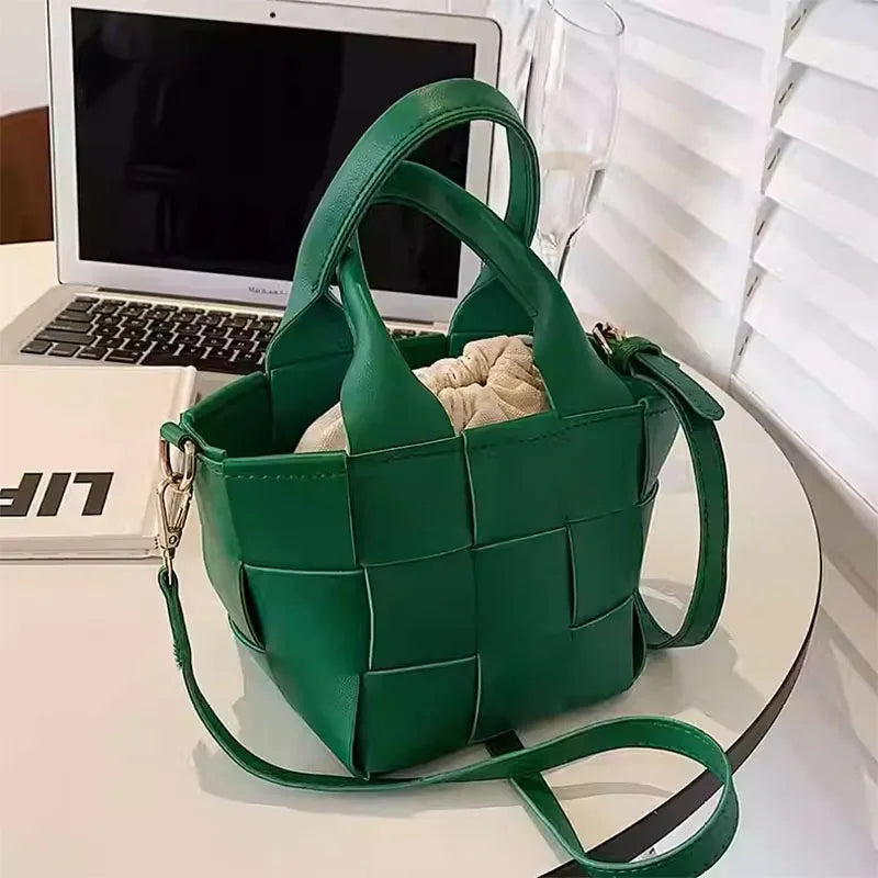 Article comforme à l'image, créez votre style en choisissant votre taille, couleur pour une satifaction parfaite!