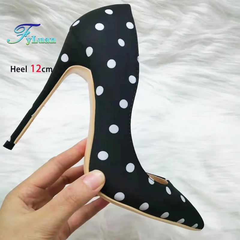 Article comforme à l'image, créez votre style en choisissant votre taille, couleur pour une satifaction parfaite!