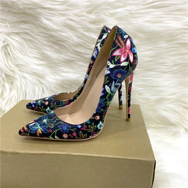 Article comforme à l'image, créez votre style en choisissant votre taille, couleur pour une satifaction parfaite!