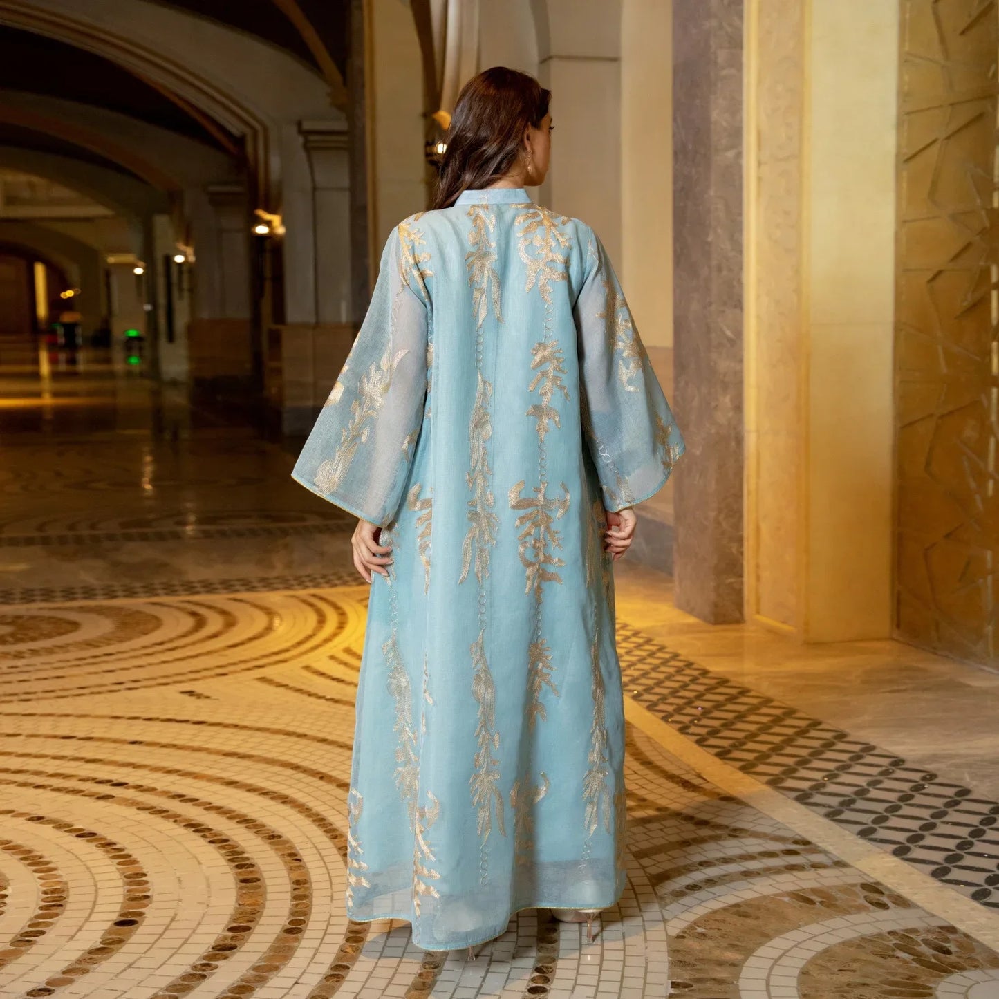 Zigui élégant caftan, robe de soirée or broderie paillettes bleu clair en mousseline de soie