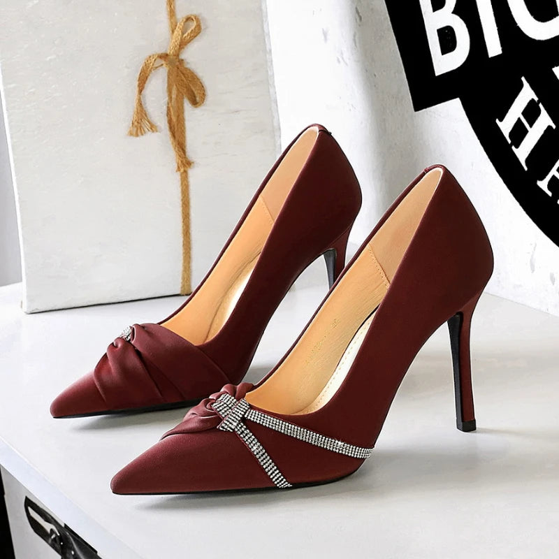 Article comforme à l'image, créez votre style en choisissant votre taille, couleur pour une satifaction parfaite!