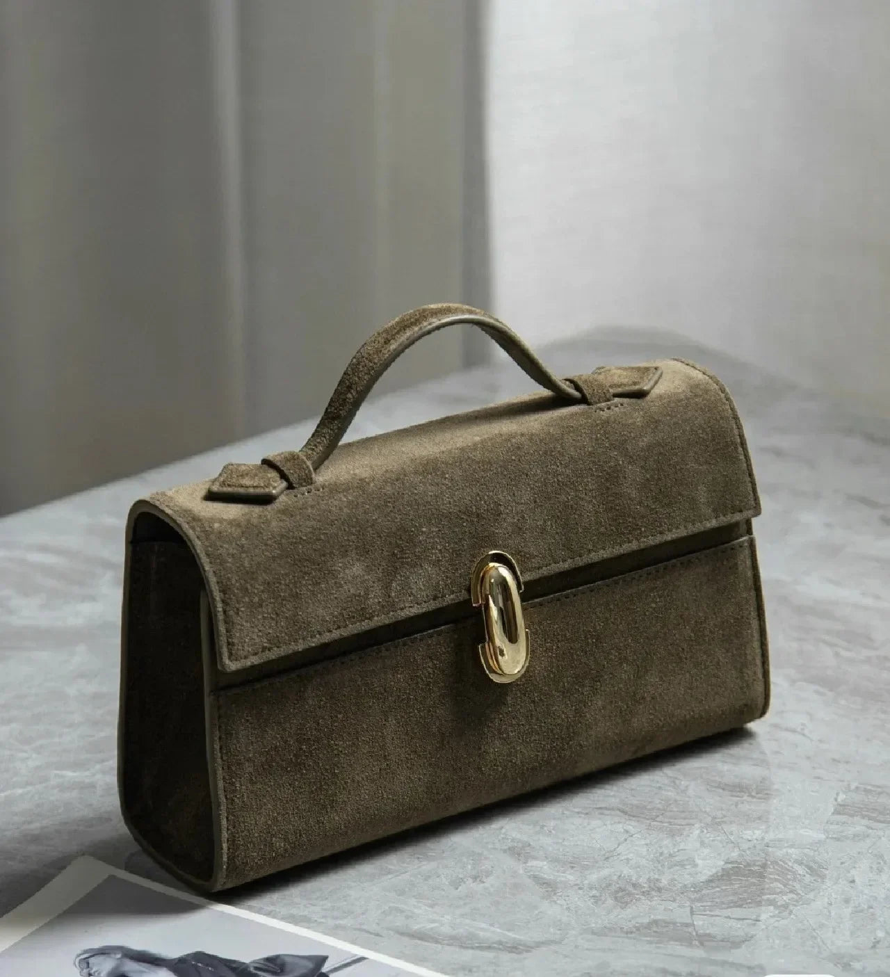 Article comforme à l'image, créez votre style en choisissant votre taille, couleur pour une satifaction parfaite!