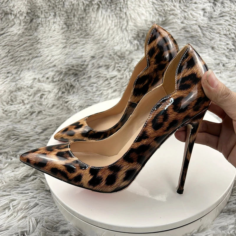 Article comforme à l'image, créez votre style en choisissant votre taille, couleur pour une satifaction parfaite!