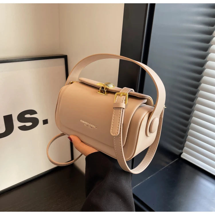 Article comforme à l'image, créez votre style en choisissant votre taille, couleur pour une satifaction parfaite!