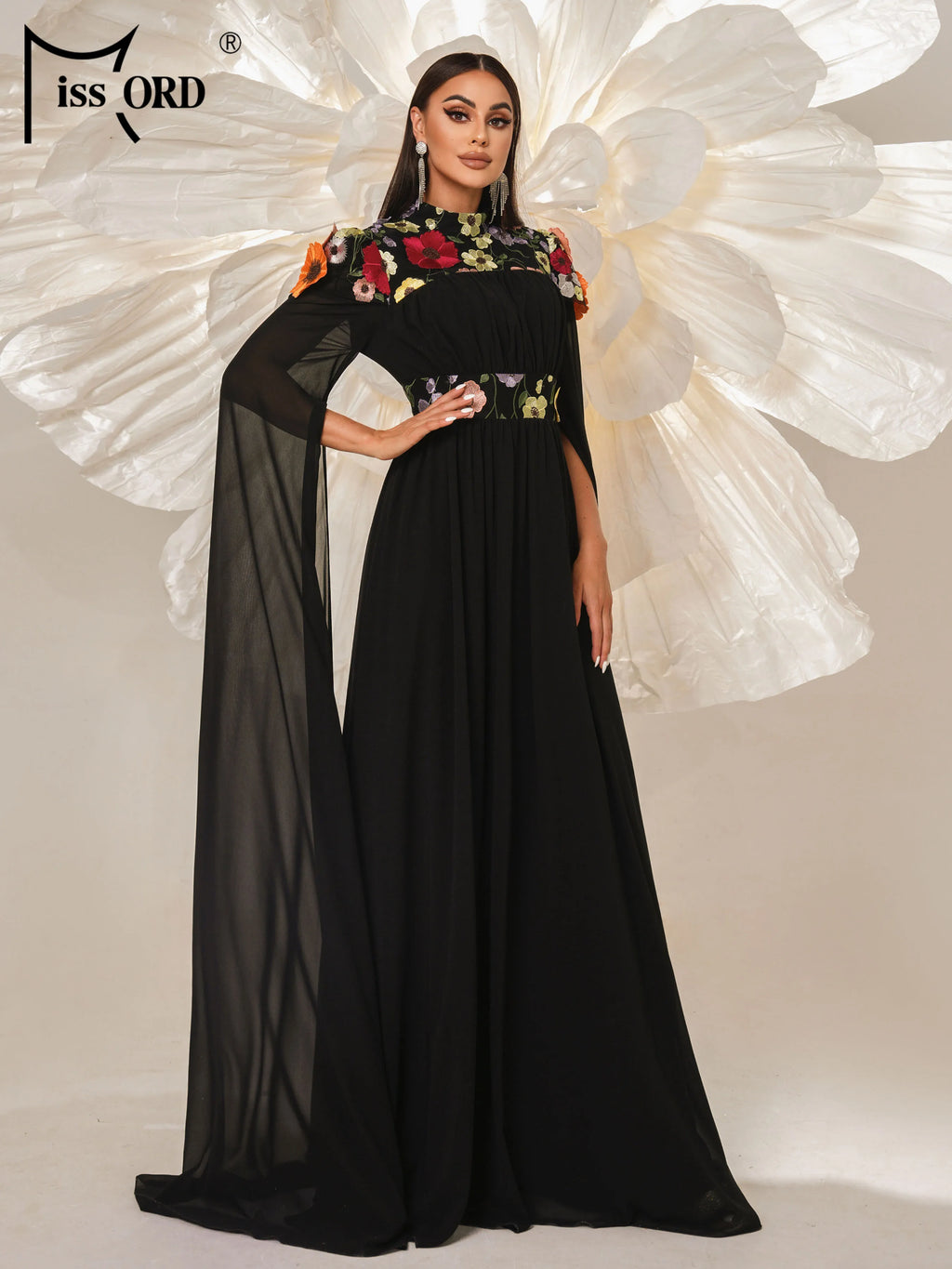 Article comforme à l'image, créez votre style en choisissant votre taille, couleur pour une satifaction parfaite!