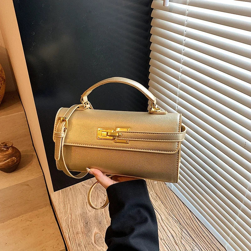 Article comforme à l'image, créez votre style en choisissant votre taille, couleur pour une satifaction parfaite!