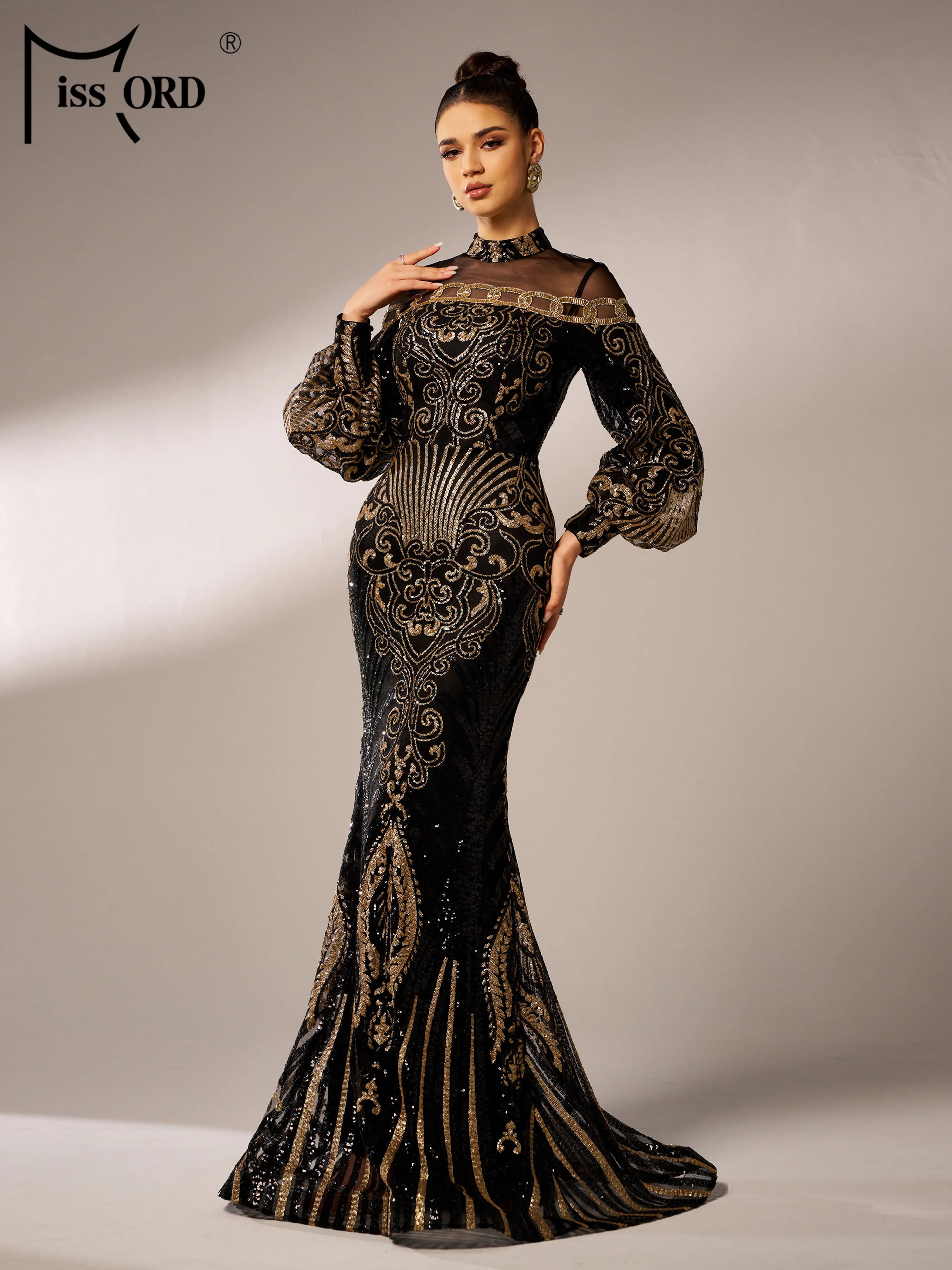 Article comforme à l'image, créez votre style en choisissant votre taille, couleur pour une satifaction parfaite!