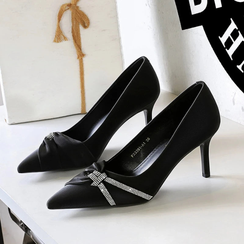 Article comforme à l'image, créez votre style en choisissant votre taille, couleur pour une satifaction parfaite!