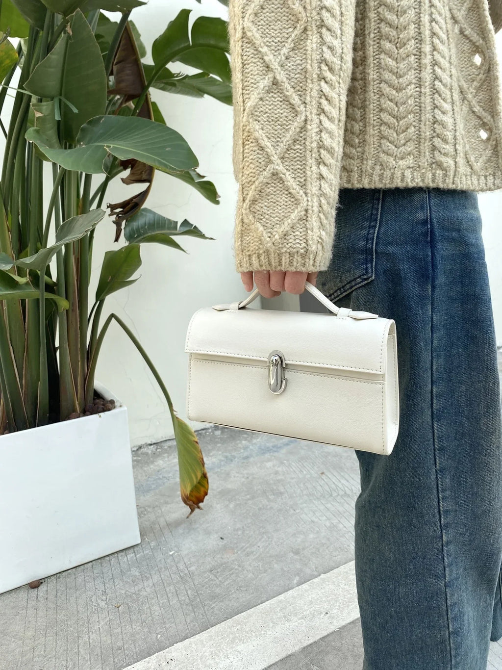 Article comforme à l'image, créez votre style en choisissant votre taille, couleur pour une satifaction parfaite!