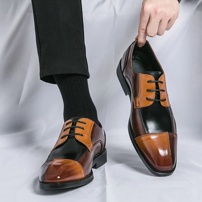 Chaussures Oxford à bout d'aile faites à la main pour hommes