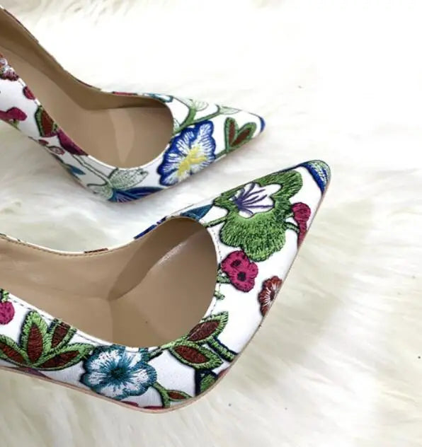 Article comforme à l'image, créez votre style en choisissant votre taille, couleur pour une satifaction parfaite!