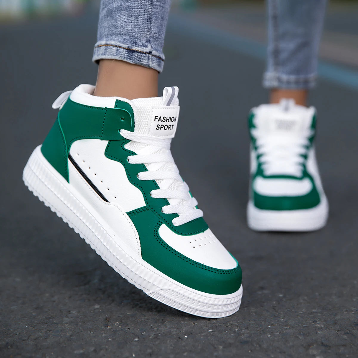 Article comforme à l'image, créez votre style en choisissant votre taille, couleur pour une satifaction parfaite!