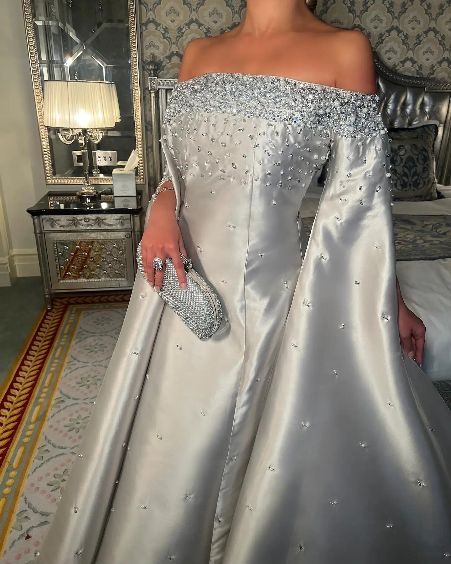 Article comforme à l'image, créez votre style en choisissant votre taille, couleur pour une satifaction parfaite!