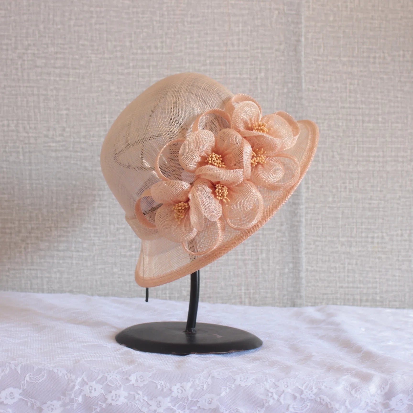 Article comforme à l'image, créez votre style en choisissant votre taille, couleur pour une satifaction parfaite!