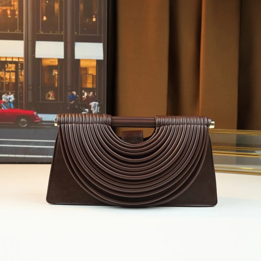 Article comforme à l'image, créez votre style en choisissant votre taille, couleur pour une satifaction parfaite!