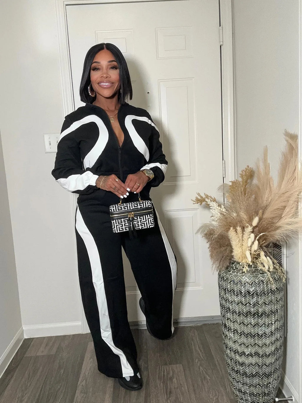 Article comforme à l'image, créez votre style en choisissant votre taille, couleur pour une satifaction parfaite!