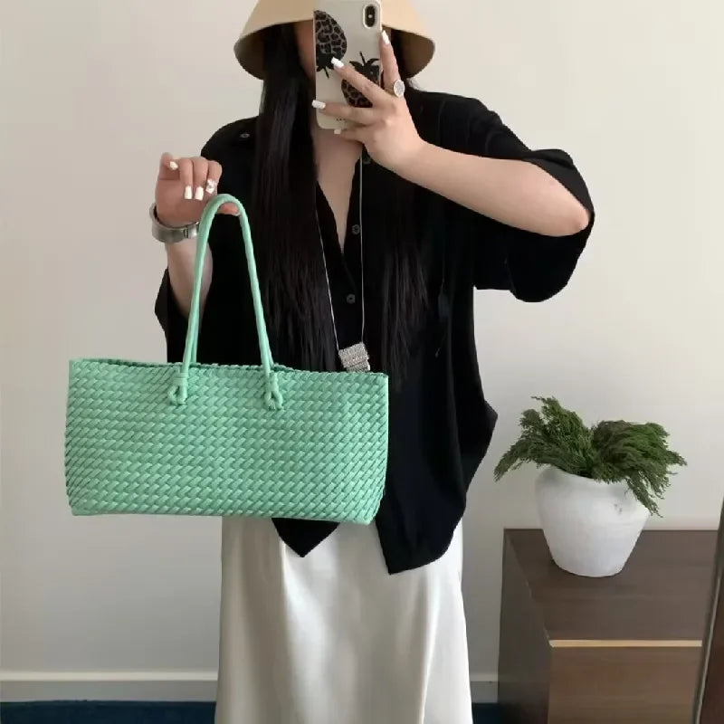 Article comforme à l'image, créez votre style en choisissant votre taille, couleur pour une satifaction parfaite!